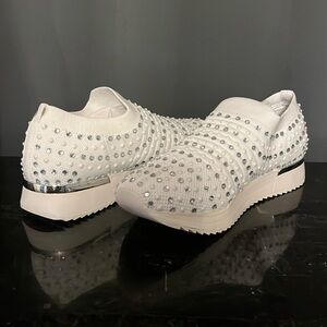 #B35.  Kenneth Cole Reaction Sparkling white Silver Knit Sneakers